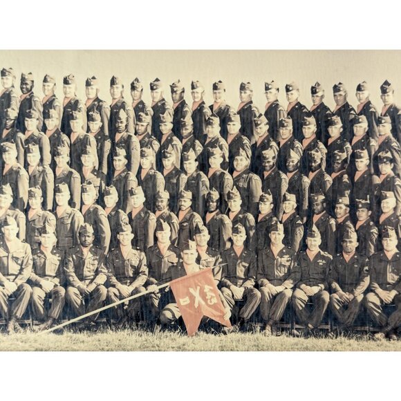 1950 US Army Field Artillery Cadet group photo, 443rd Antiaircraft Artillery - Picture 4 of 10